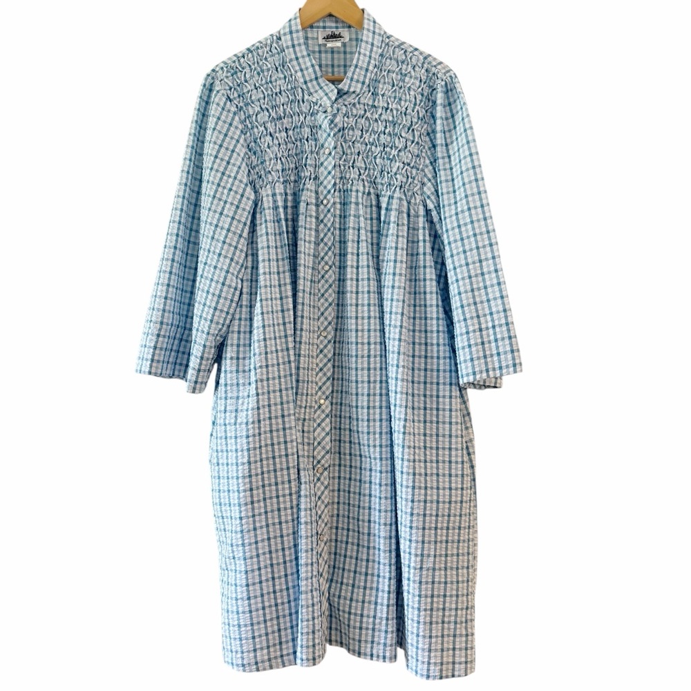 Metropolitan Patio Dress Seersucker Nightgown Pastel Blue White Snap Front Robe